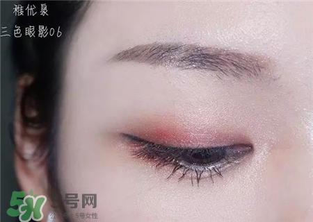 稚优泉三色眼影色号 稚优泉三色眼影试色